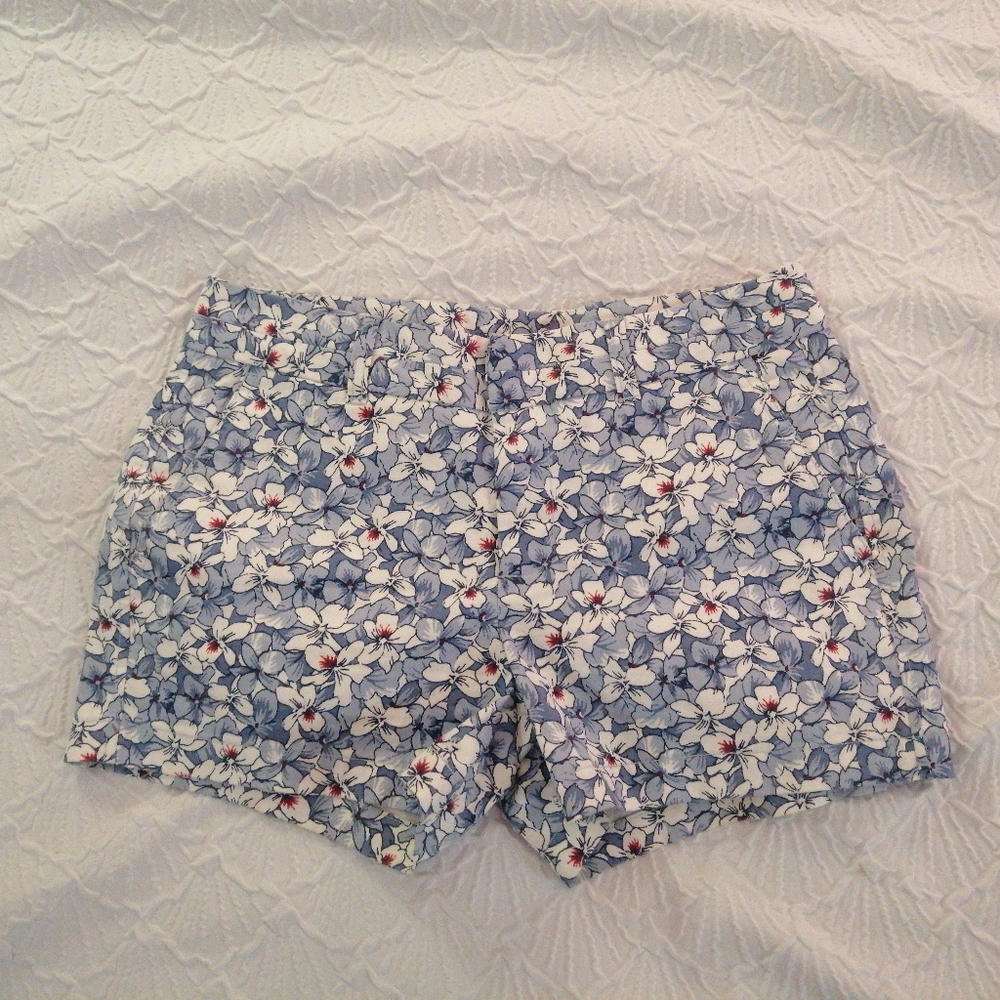 Gap khaki size 0 Shorts